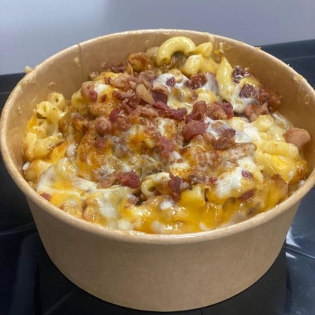 Mac n cheese.